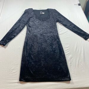 Molly Malloy Crushed Velvet Dress Women’s 8 Black MIDI Long Sleeve embellished